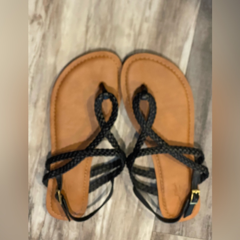Universal Threads Black and Tan Braided Sandals Size 7